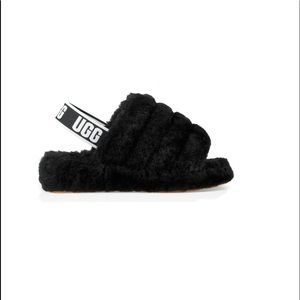UGG “fluff yeah” slipper!   Brand new!